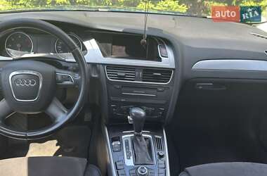 Седан Audi A4 2011 в 