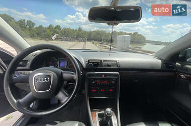 Седан Audi A4 2005 в 