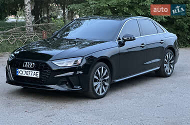 Седан Audi A4 2020 в 