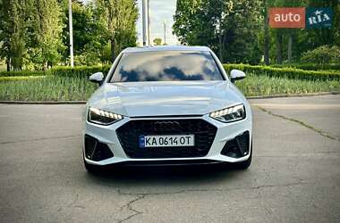 Седан Audi A4 2019 в 