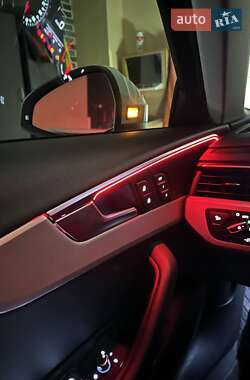 Седан Audi A4 2019 в 