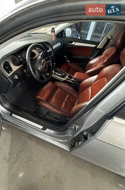 Седан Audi A4 2010 в 