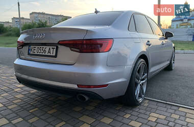 Седан Audi A4 2015 в 