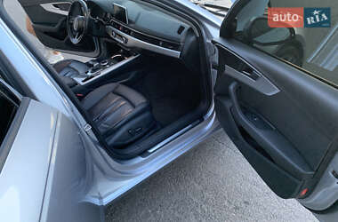 Седан Audi A4 2015 в 
