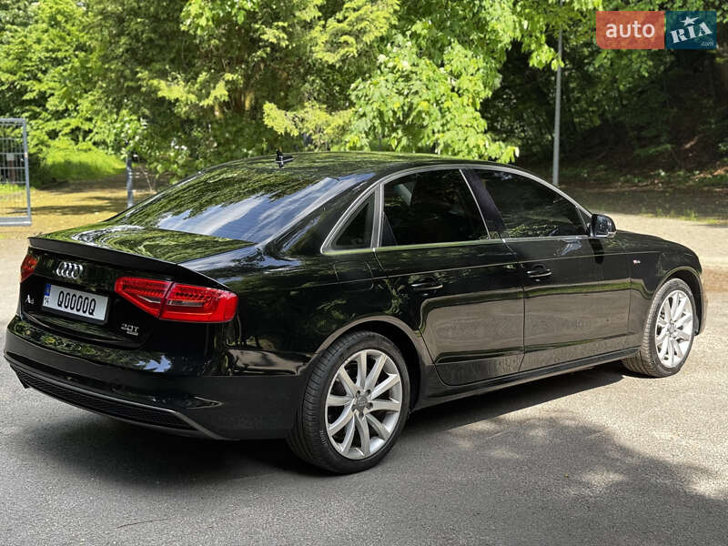 Седан Audi A4 2013 в Львове