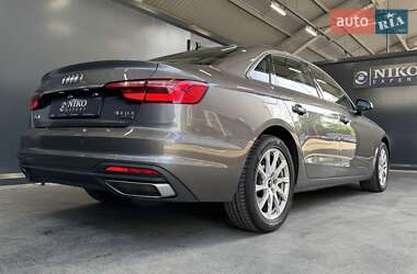 Седан Audi A4 2021 в 