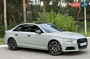 Седан Audi A4 2016 в 