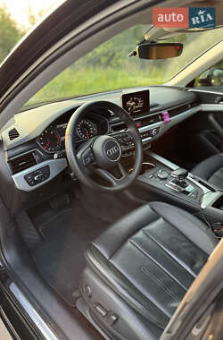 Седан Audi A4 2017 в 