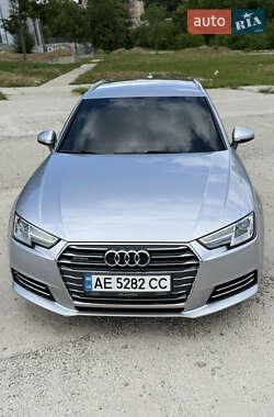 Универсал Audi A4 2016 в 