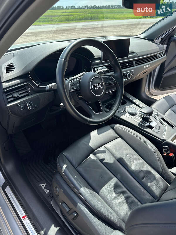 Седан Audi A4 2018 в Лубнах