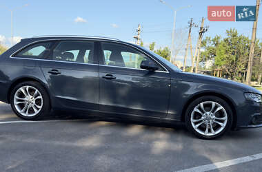 Универсал Audi A4 2010 в 