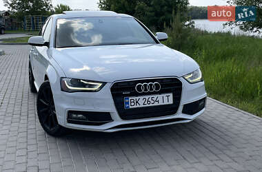 Седан Audi A4 2014 в 