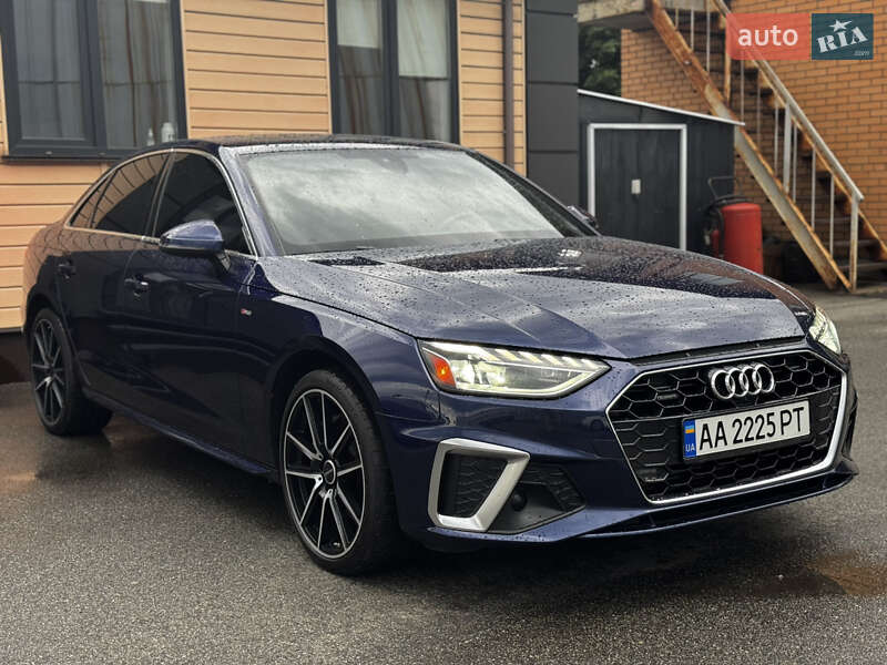Седан Audi A4 2021 в Києві