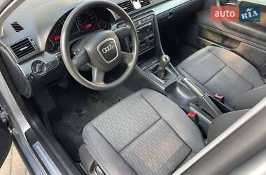 Седан Audi A4 2005 в 