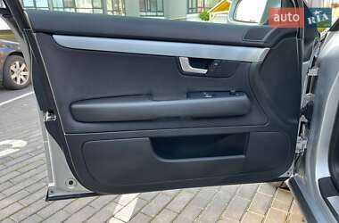 Седан Audi A4 2005 в 
