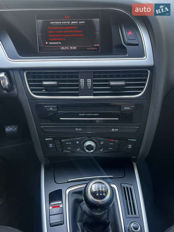 Універсал Audi A4 2015 в Луцьку