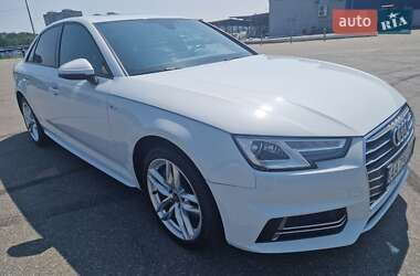 Седан Audi A4 2016 в 