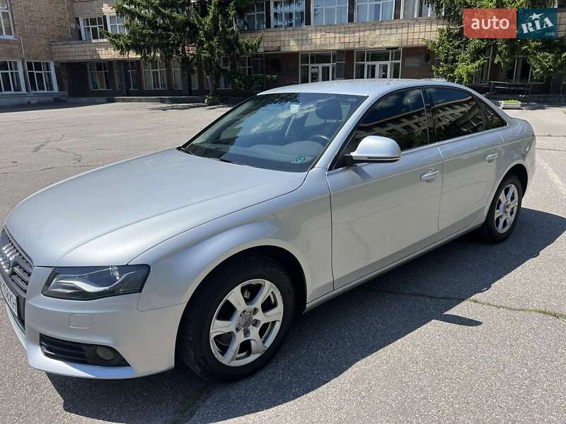 Седан Audi A4 2008 в Киеве
