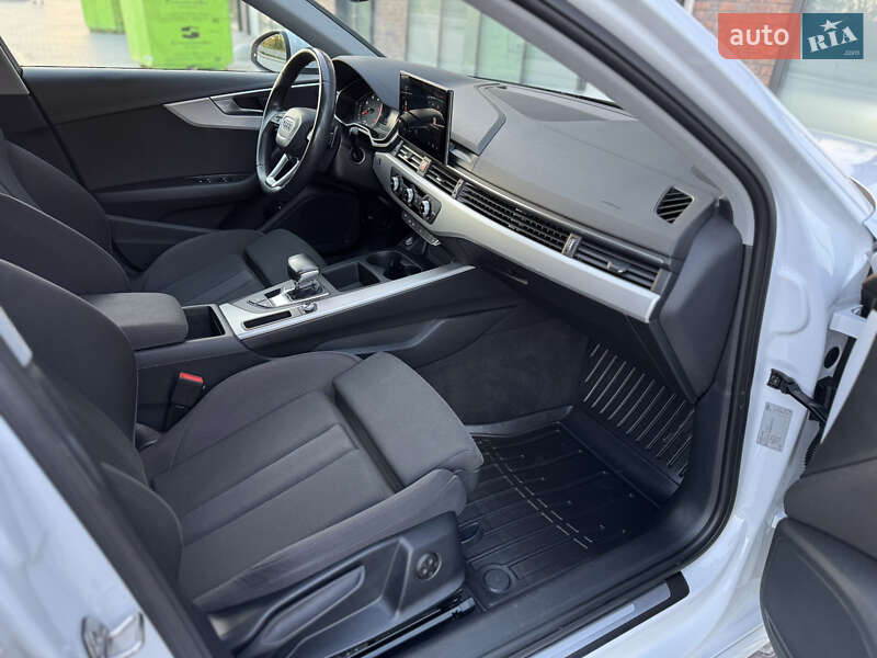 Универсал Audi A4 2021 в Тернополе