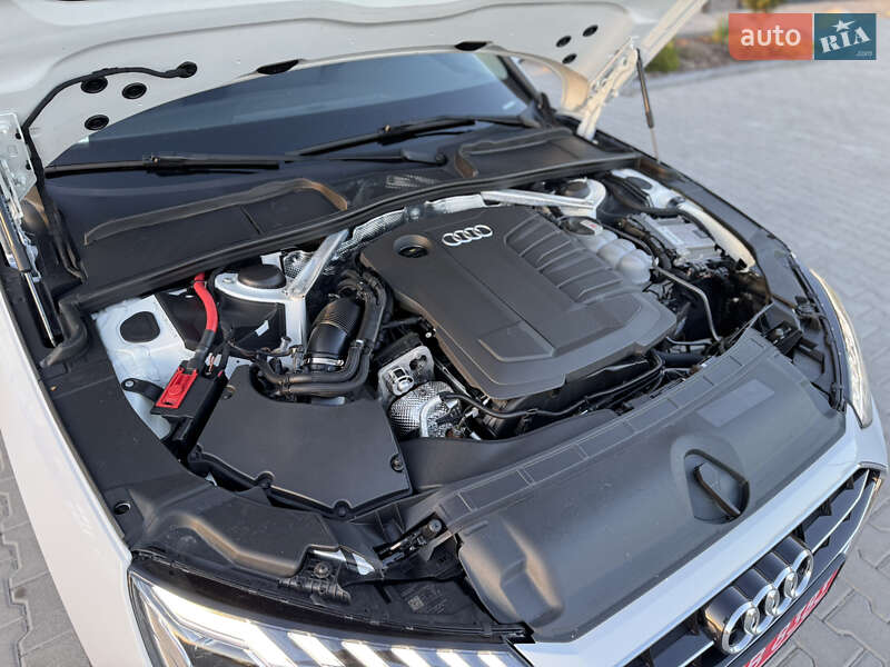 Универсал Audi A4 2021 в Тернополе