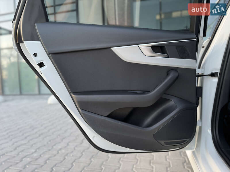 Универсал Audi A4 2021 в Тернополе