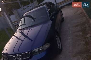 Седан Audi A4 1998 в Жмеринке