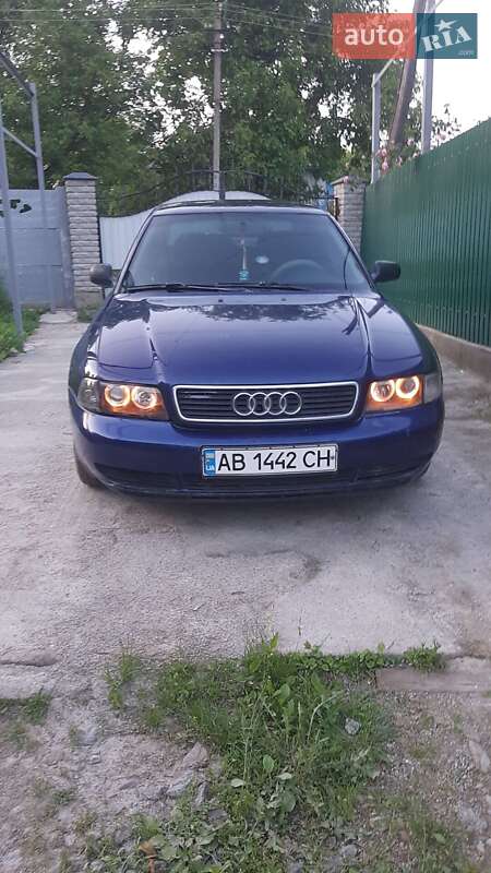 Седан Audi A4 1998 в Жмеринці