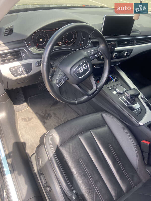 Седан Audi A4 2016 в Києві