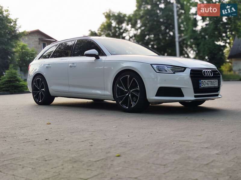 Универсал Audi A4 2016 в Львове