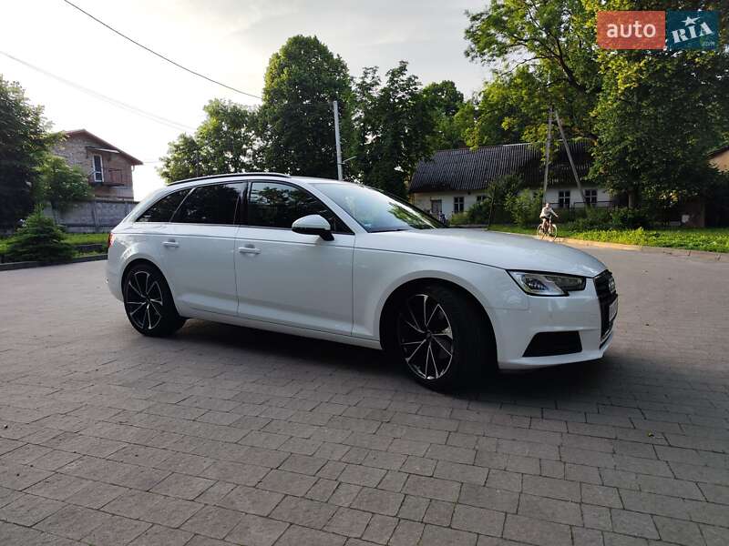 Универсал Audi A4 2016 в Львове