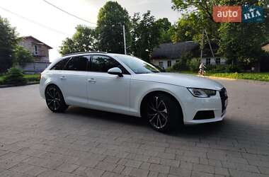 Универсал Audi A4 2016 в 