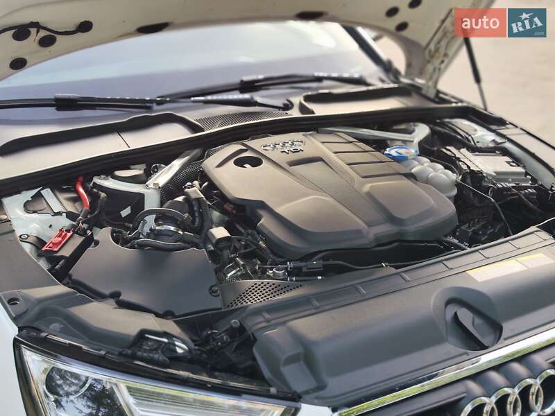 Универсал Audi A4 2016 в Львове
