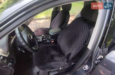 Седан Audi A4 2001 в 