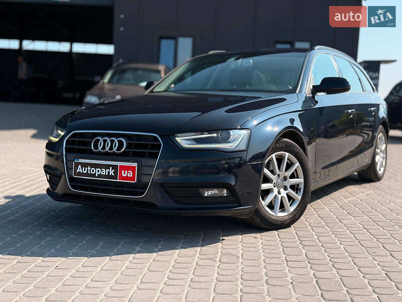 Универсал Audi A4 2015 в 