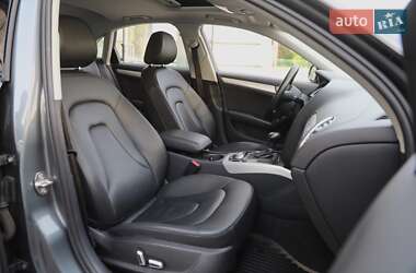 Седан Audi A4 2015 в 