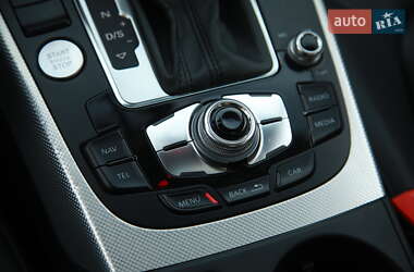 Седан Audi A4 2015 в 