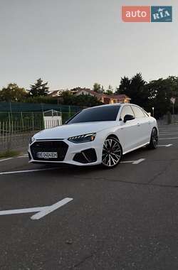 Audi A4 2023