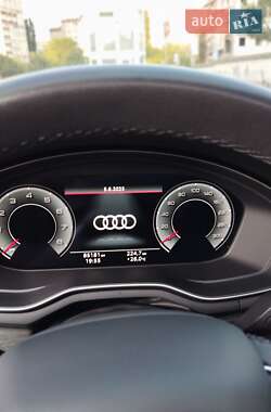 Седан Audi A4 2023 в 