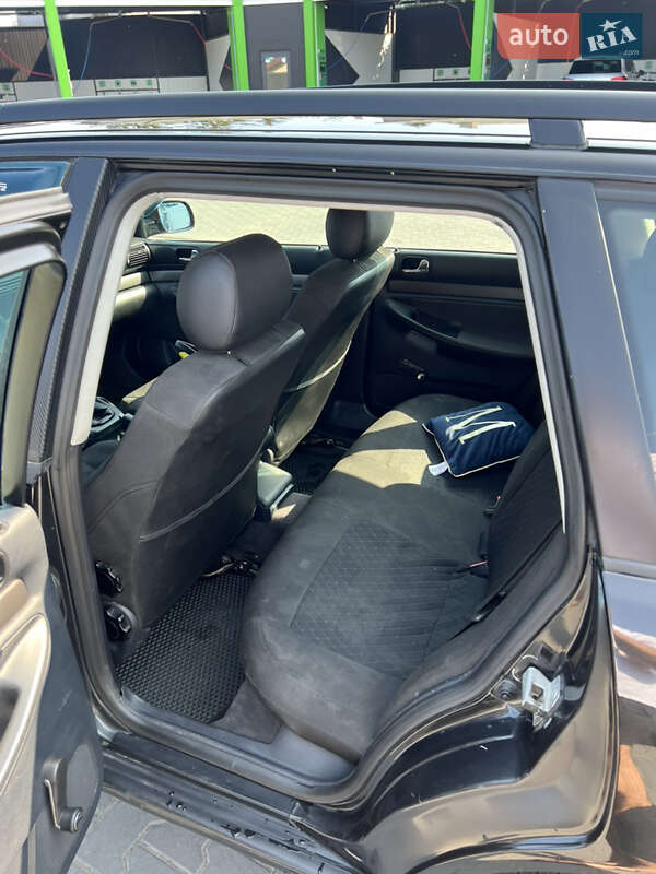 Універсал Audi A4 1997 в Чернівцях