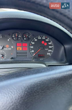 Універсал Audi A4 1997 в 