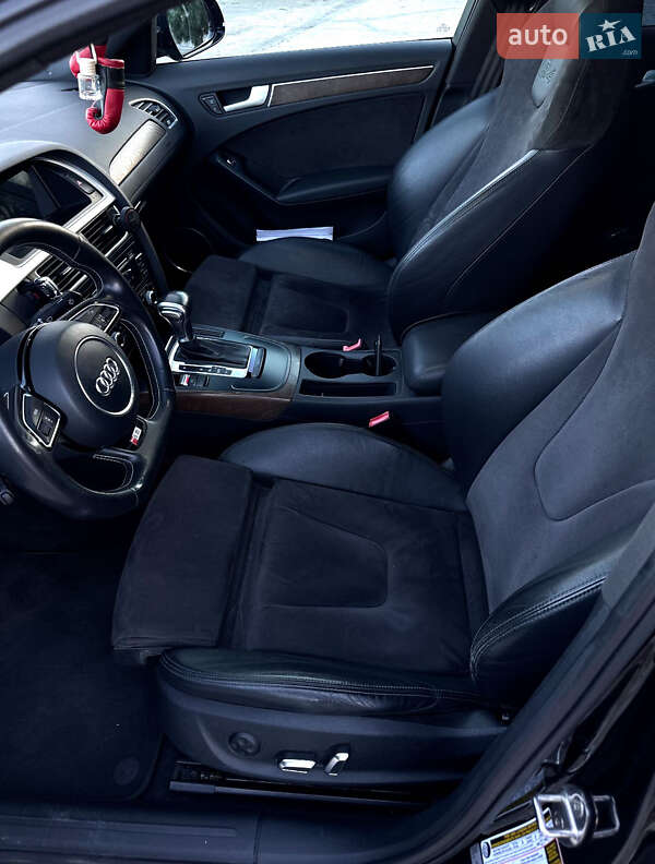 Седан Audi A4 2015 в Одессе