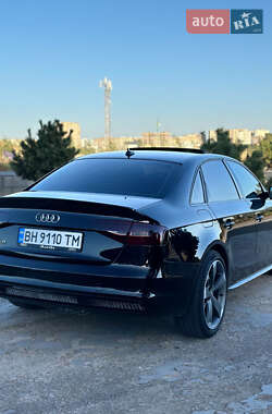 Седан Audi A4 2015 в 