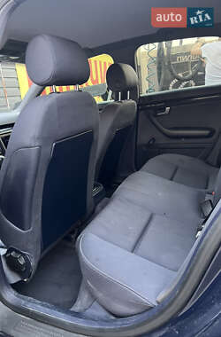 Седан Audi A4 2003 в 