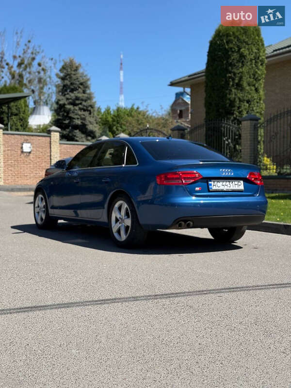 Седан Audi A4 2008 в Луцке
