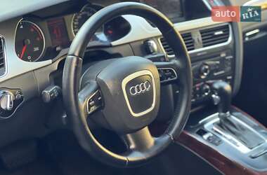 Седан Audi A4 2011 в 