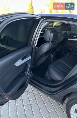 Седан Audi A4 2016 в 