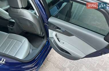 Седан Audi A4 2018 в 