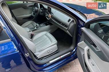 Седан Audi A4 2018 в 