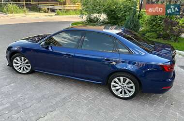Седан Audi A4 2018 в 