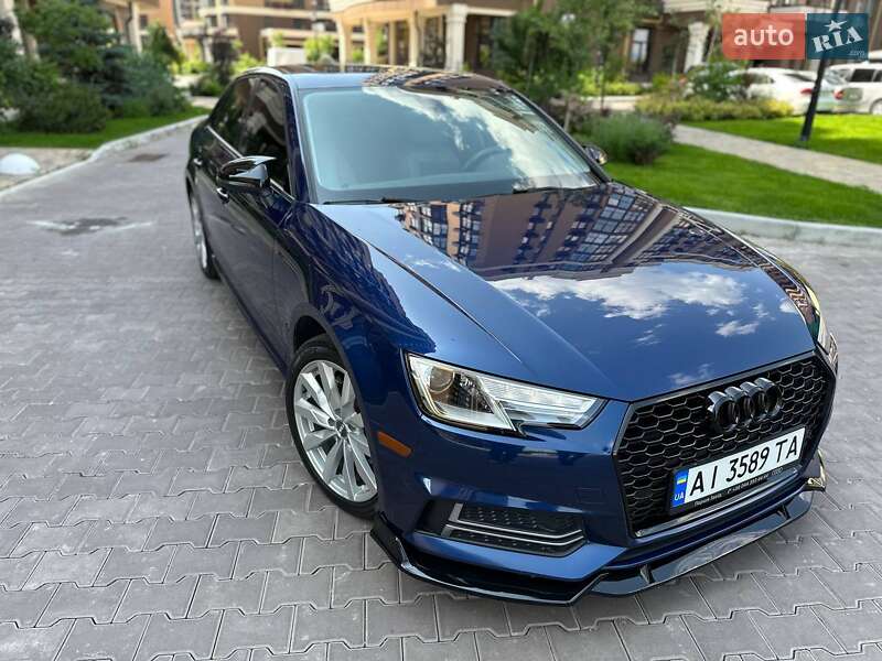 Седан Audi A4 2018 в 